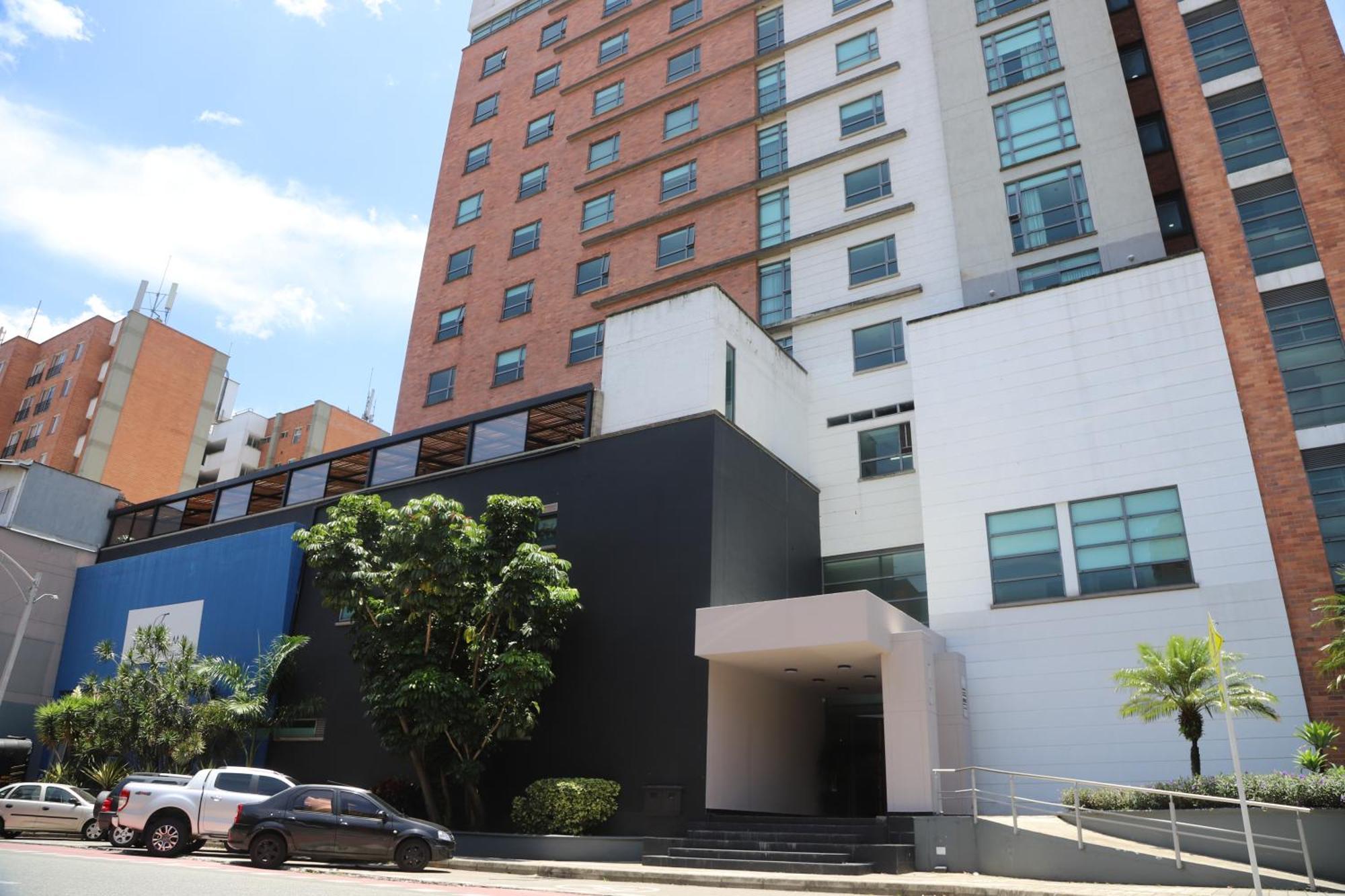 Tequendama Hotel Medellin - Estadio Extérieur photo