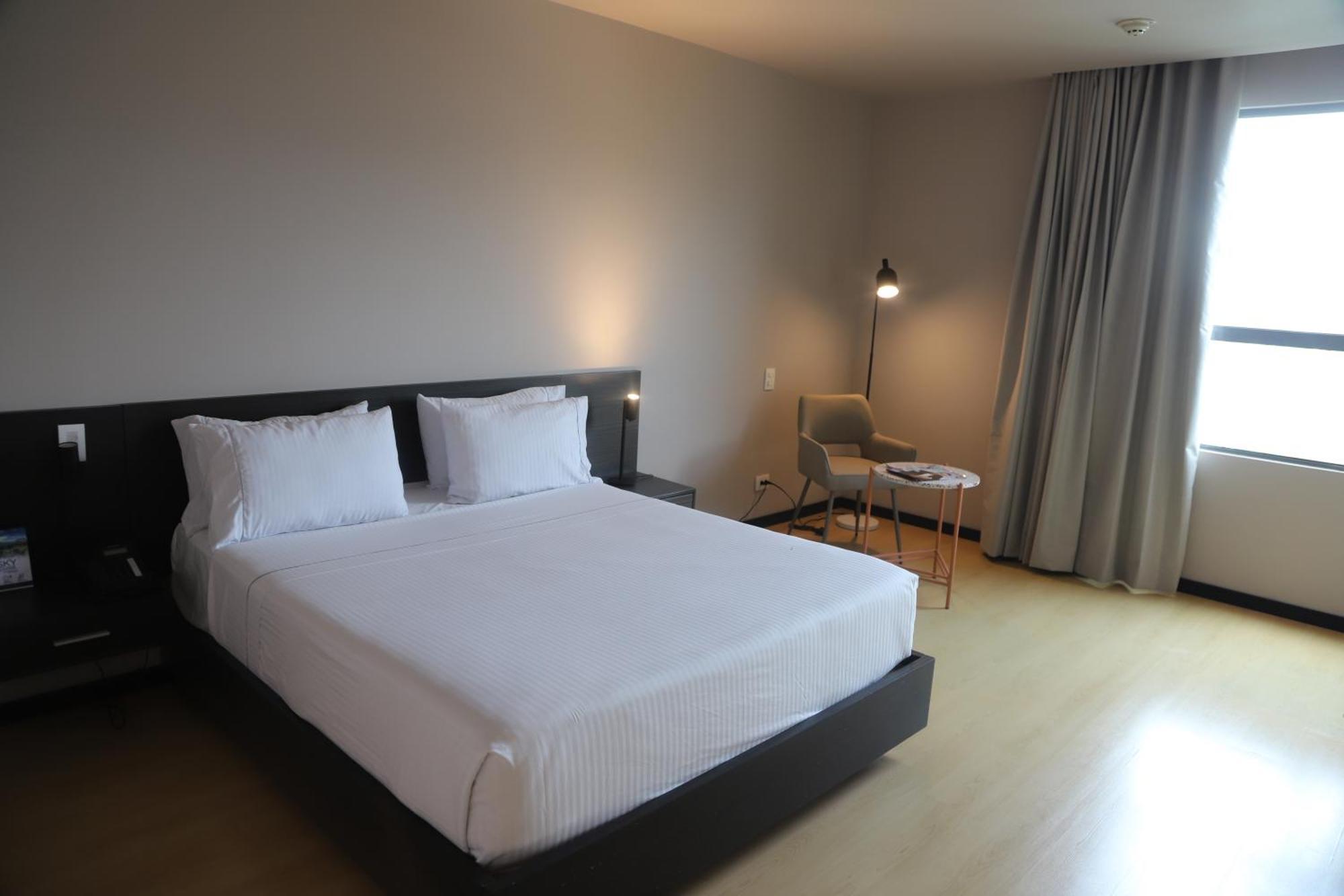 Tequendama Hotel Medellin - Estadio Extérieur photo