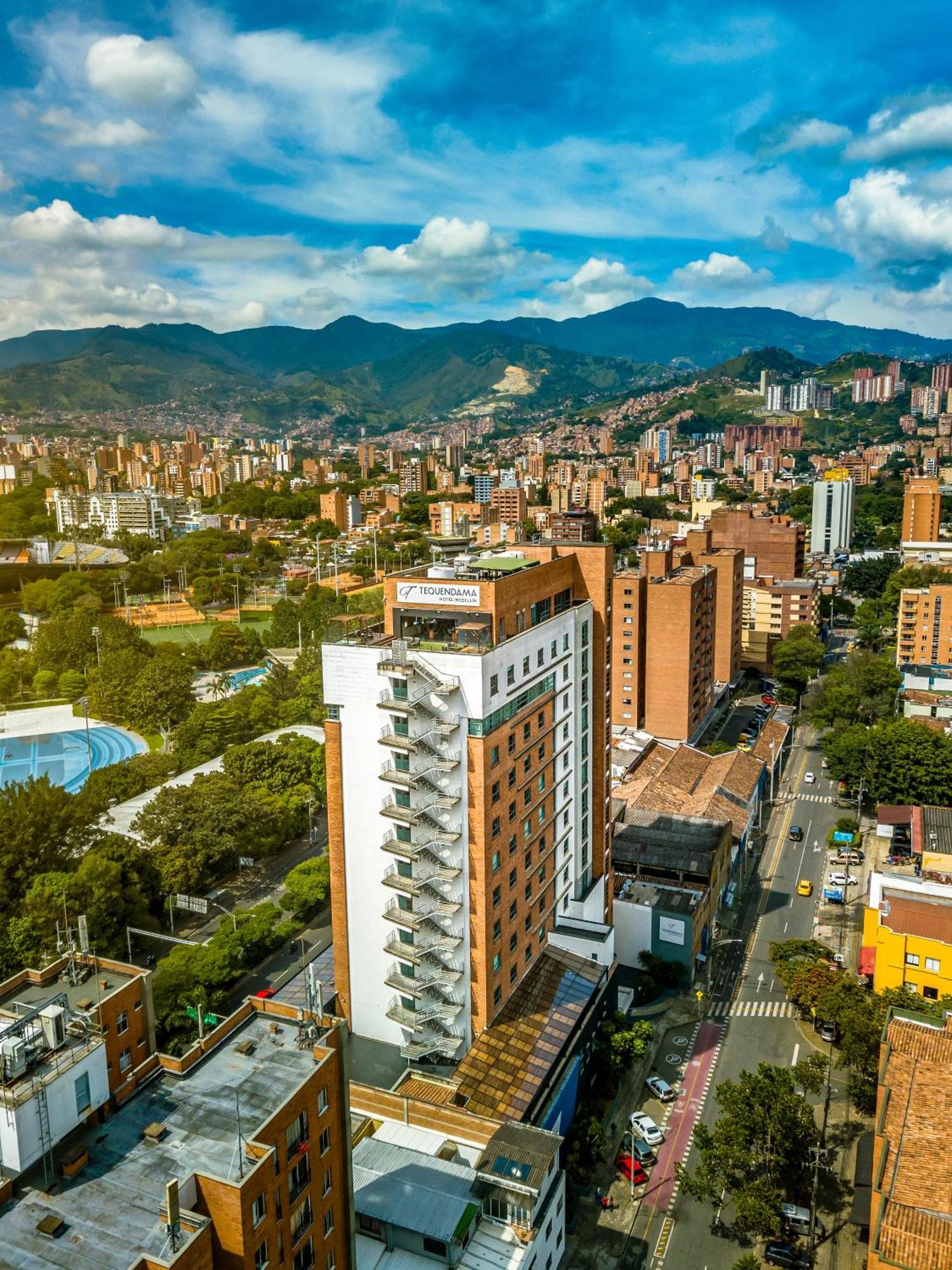 Tequendama Hotel Medellin - Estadio Extérieur photo
