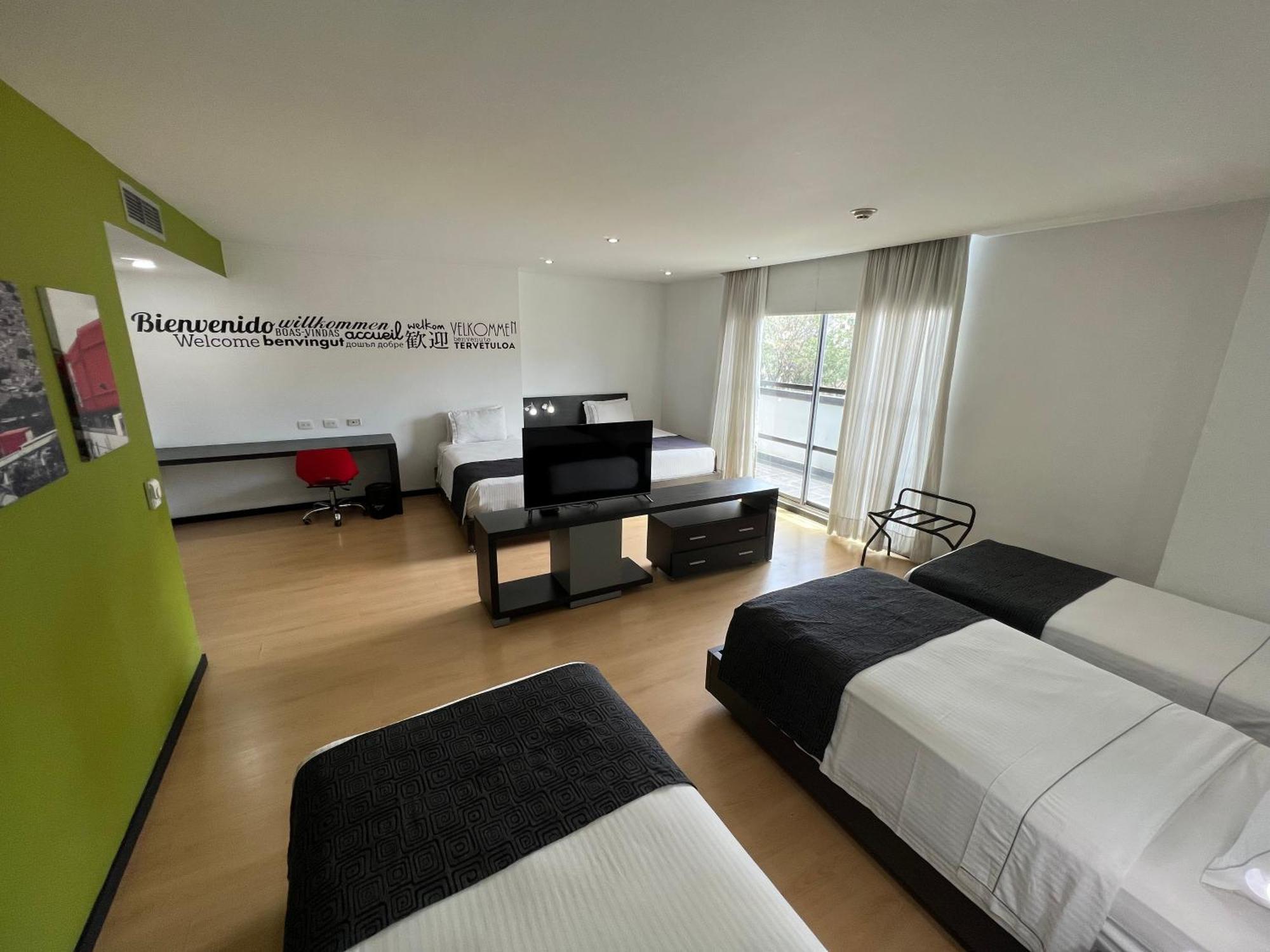 Tequendama Hotel Medellin - Estadio Extérieur photo